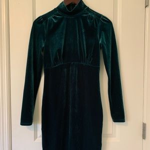 Forever 21 Green Velvet Bodycon Dress